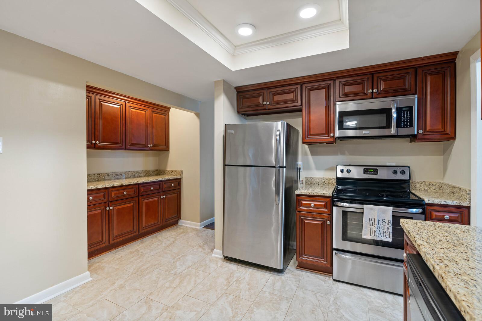 52 Thrush Road Sterling, VA 20164 - Photo 14 of 47 Gallery Image 14