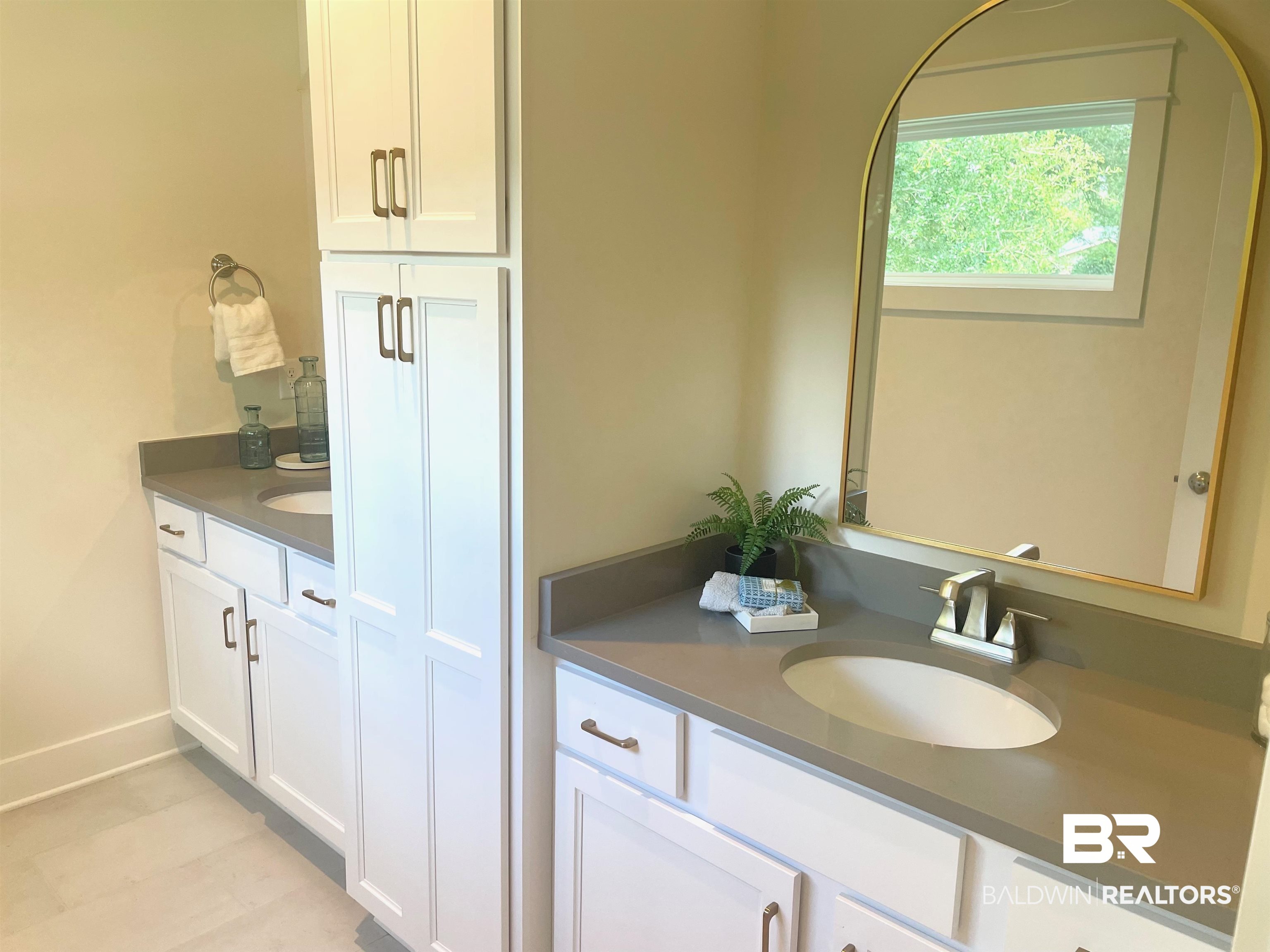 14710 Camelia Street Magnolia Springs, AL 36555 - Photo 8 of 23 Bathroom featuring vanity