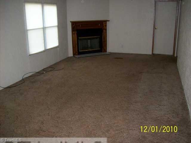 7070 Woodleaf Road Woodleaf, NC 27054 - Photo 3 of 5 Living Room.