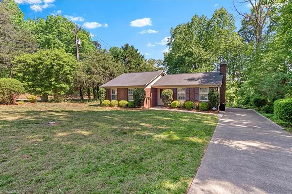 $269,500 | 2595 Mt Salem Road, Pfafftown, NC 27040