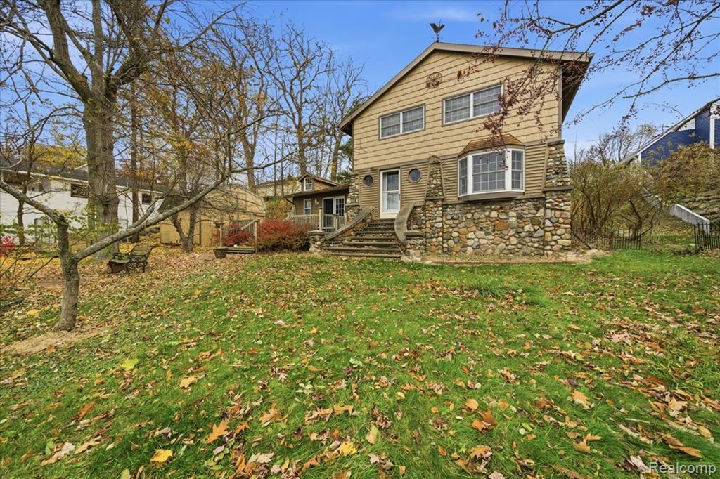 5896 Silver Birch Road Ortonville, MI 48462 - Photo 45 of 76