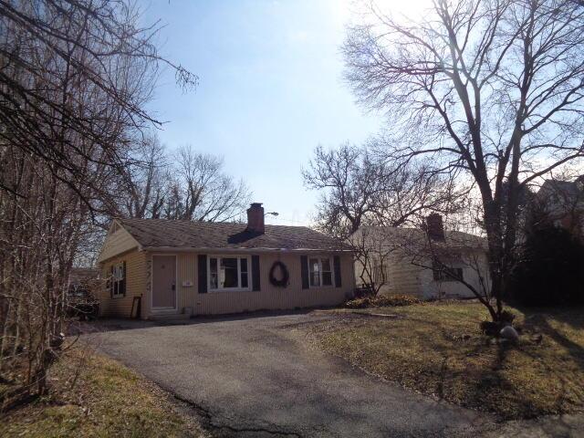 976 North Nelson Road Columbus, OH 43219 - Photo 2 of 62 Front of home