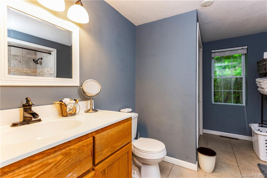 28 Solomon Road Leicester, NC 28748 - Photo 12 of 17 Gallery Image 12