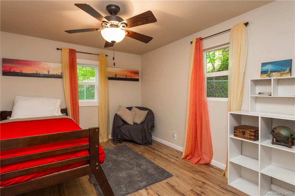 28 Solomon Road Leicester, NC 28748 - Photo 14 of 17 Gallery Image 14