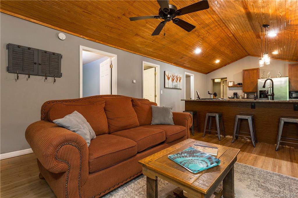 28 Solomon Road Leicester, NC 28748 - Photo 8 of 17 Gallery Image 8