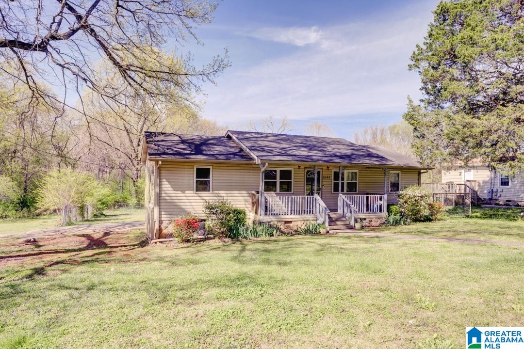 2032 Ricky Road Huntsville, AL 35810 - Photo 3 of 17