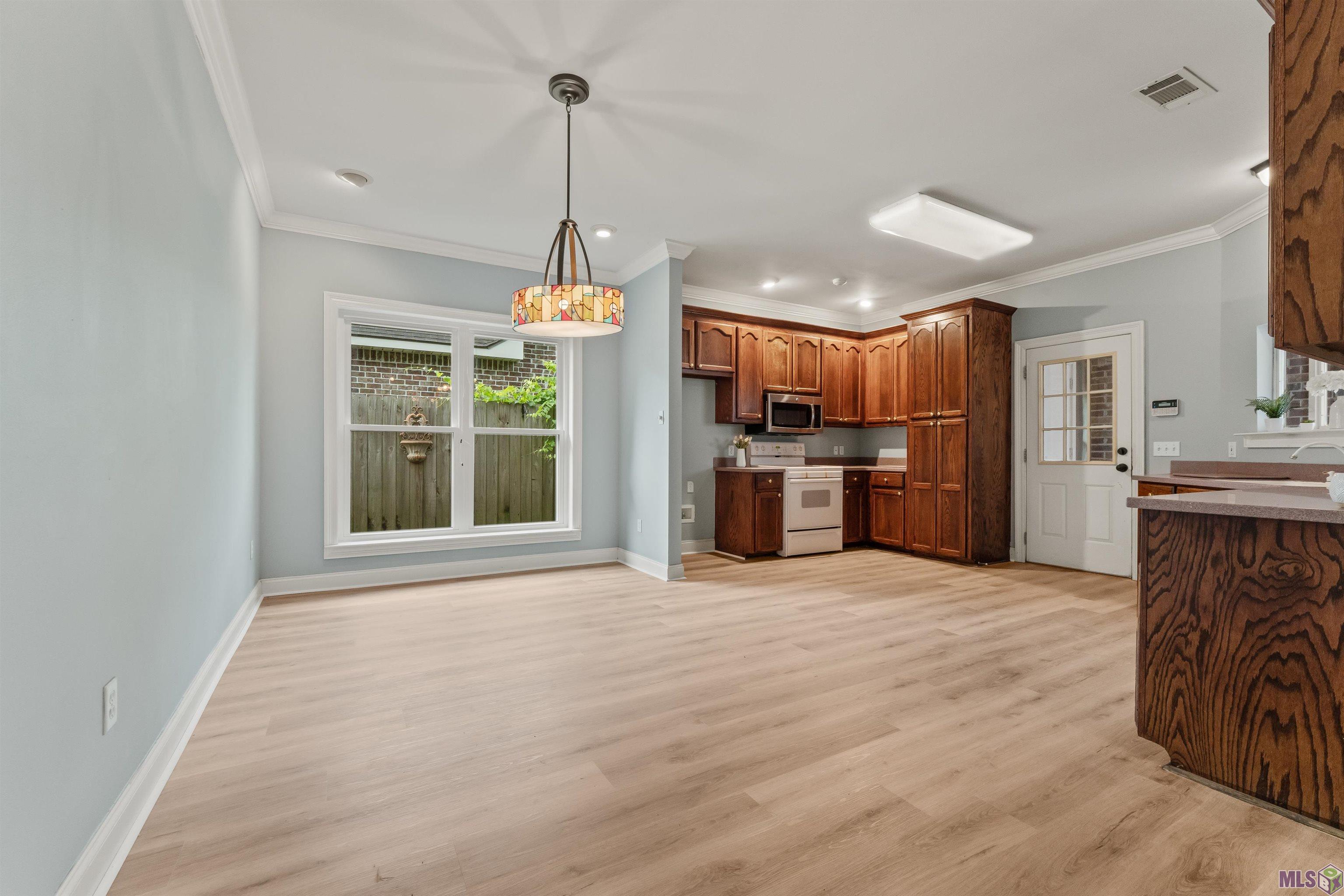 1943 Hunters Way Drive Baton Rouge, LA 70816 - Photo 10 of 25