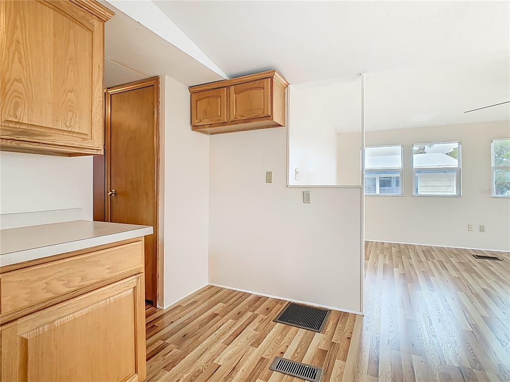 9705 Lake Bess Road Southeast, Unit 715 Winter Haven, FL 33884 - Photo 13 of 32