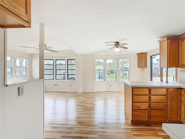 $119,000 | 9705 Lake Bess Road Southeast, Unit 715, Winter Haven, FL 33884