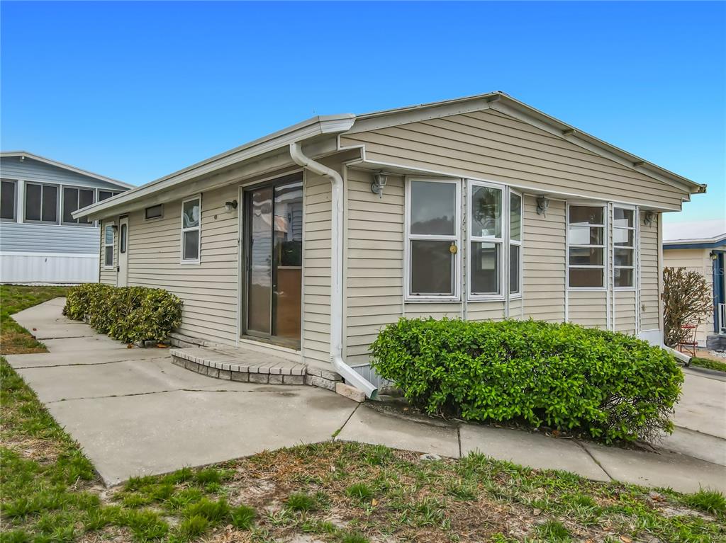 9705 Lake Bess Road Southeast, Unit 715 Winter Haven, FL 33884 - Photo 2 of 32