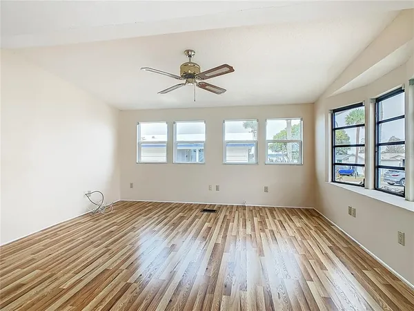 $119,000 | 9705 Lake Bess Road Southeast, Unit 715, Winter Haven, FL 33884