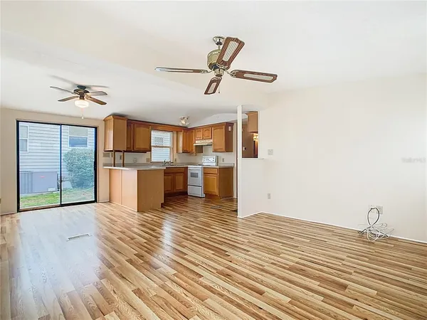 $119,000 | 9705 Lake Bess Road Southeast, Unit 715, Winter Haven, FL 33884