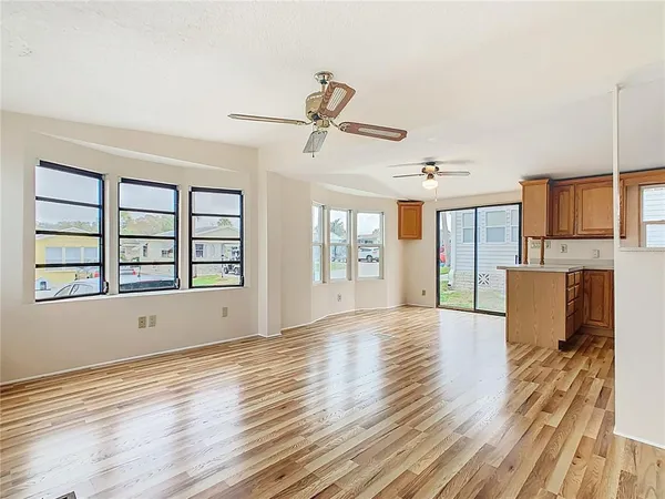 $119,000 | 9705 Lake Bess Road Southeast, Unit 715, Winter Haven, FL 33884