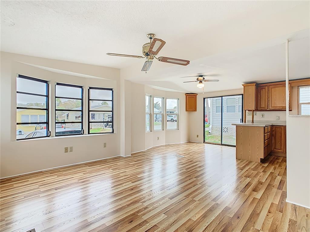 9705 Lake Bess Road Southeast, Unit 715 Winter Haven, FL 33884 - Photo 9 of 32