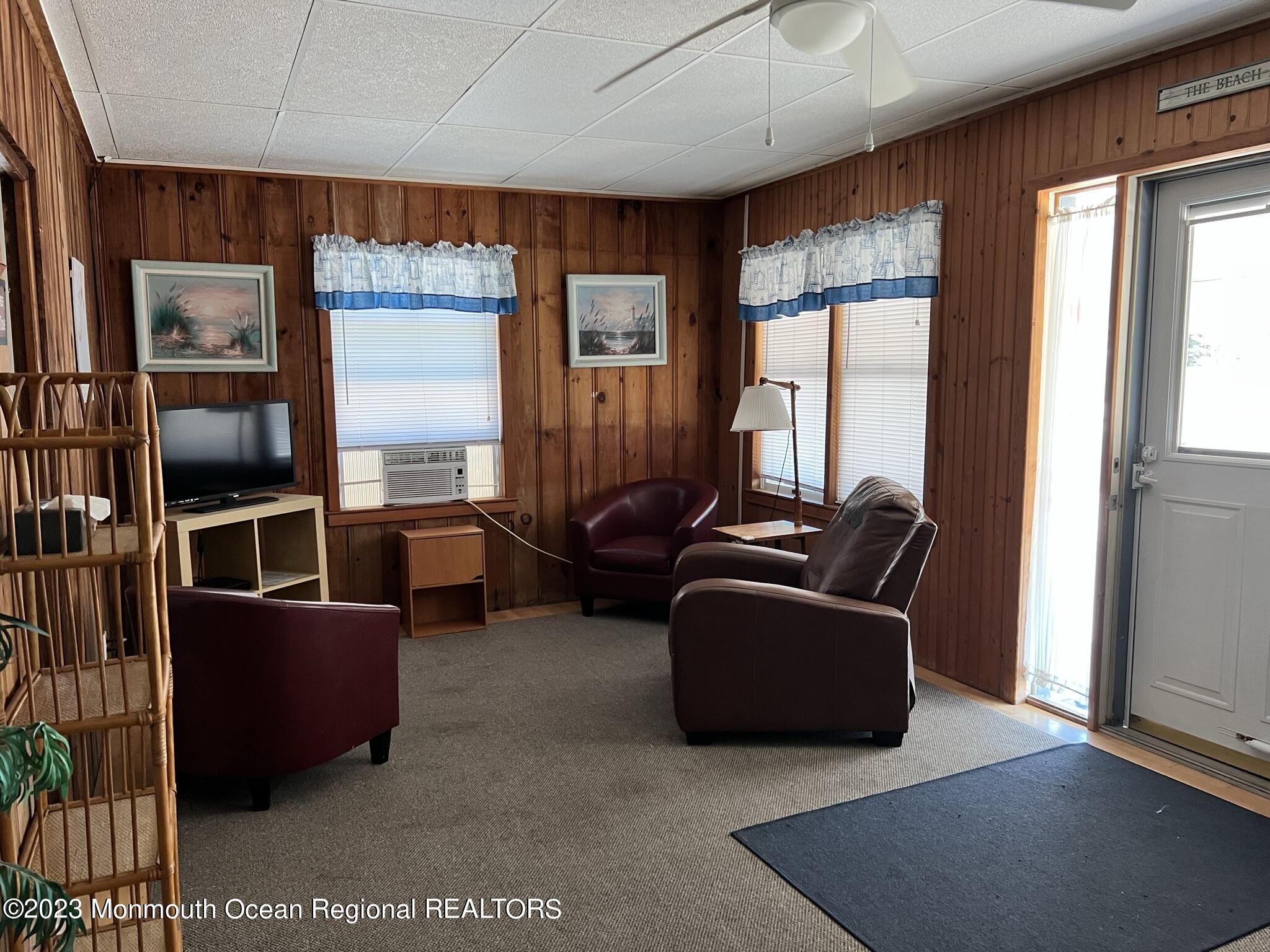 110 5th Avenue Seaside Park, NJ 08752 - Photo 19 of 25 142E8649-2335-40B8-8EFD-869547ED2CC1