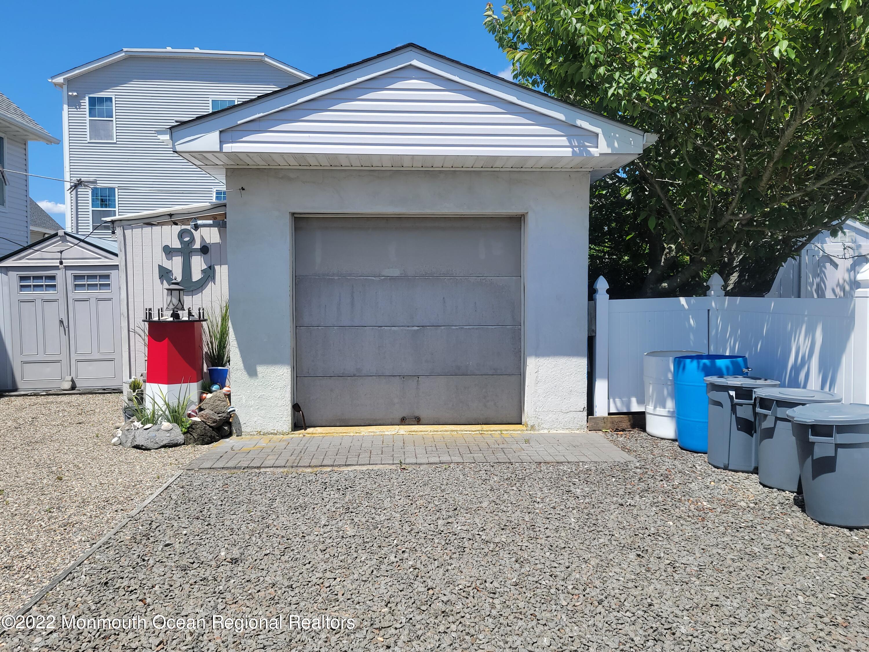 110 5th Avenue Seaside Park, NJ 08752 - Photo 4 of 25 20220610_140800