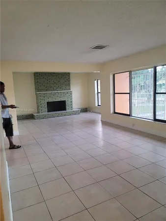 $3,400 | 1290 Northwest 120th Street, Unit A, North Miami, FL 33167