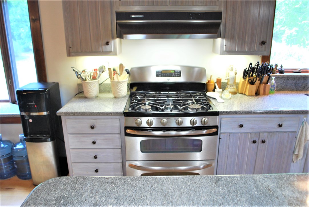 485 Exeter Road North Kingstown, RI 02852 - Photo 6 of 27