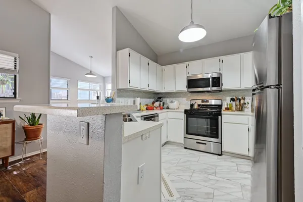 $1,795 | 2503 Howellwood Way, Unit B, Austin, TX 78748