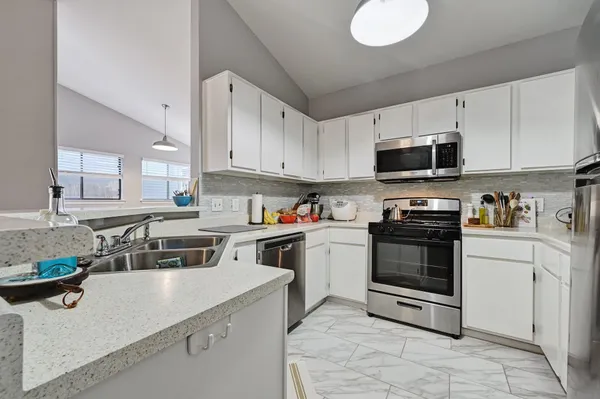 $1,795 | 2503 Howellwood Way, Unit B, Austin, TX 78748