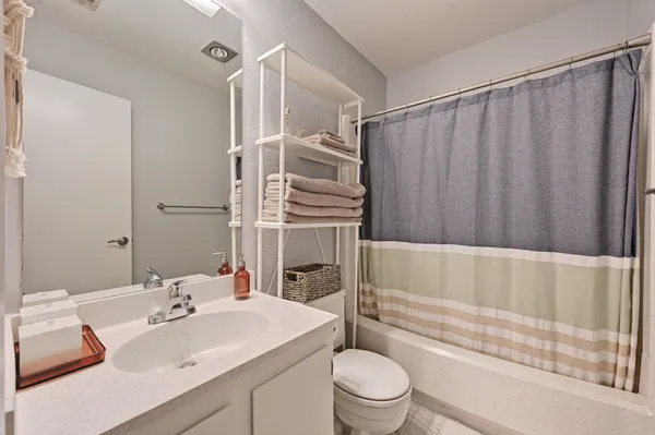 $1,795 | 2503 Howellwood Way, Unit B, Austin, TX 78748