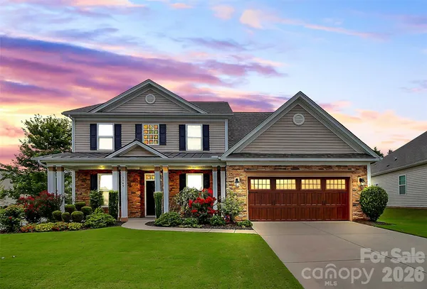 $675,000 | 5049 Gladiola Way, Fort Mill, SC 29708