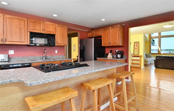 227 Wompatuck Road Hingham, MA 02043 - Photo 5 of 24 Gallery Image 5