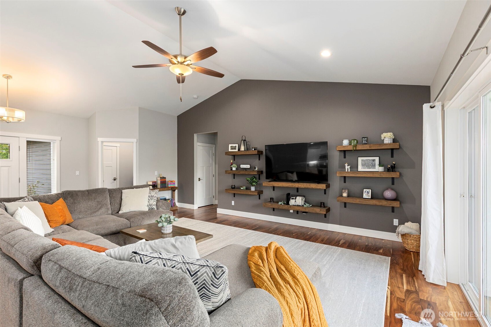 7400 Southeast Nelson Road Olalla, WA 98359 - Photo 10 of 36 Gallery Image 10