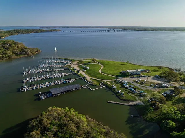 $830,000 | 337 West Dickson Lane, Oak Point, TX 75068