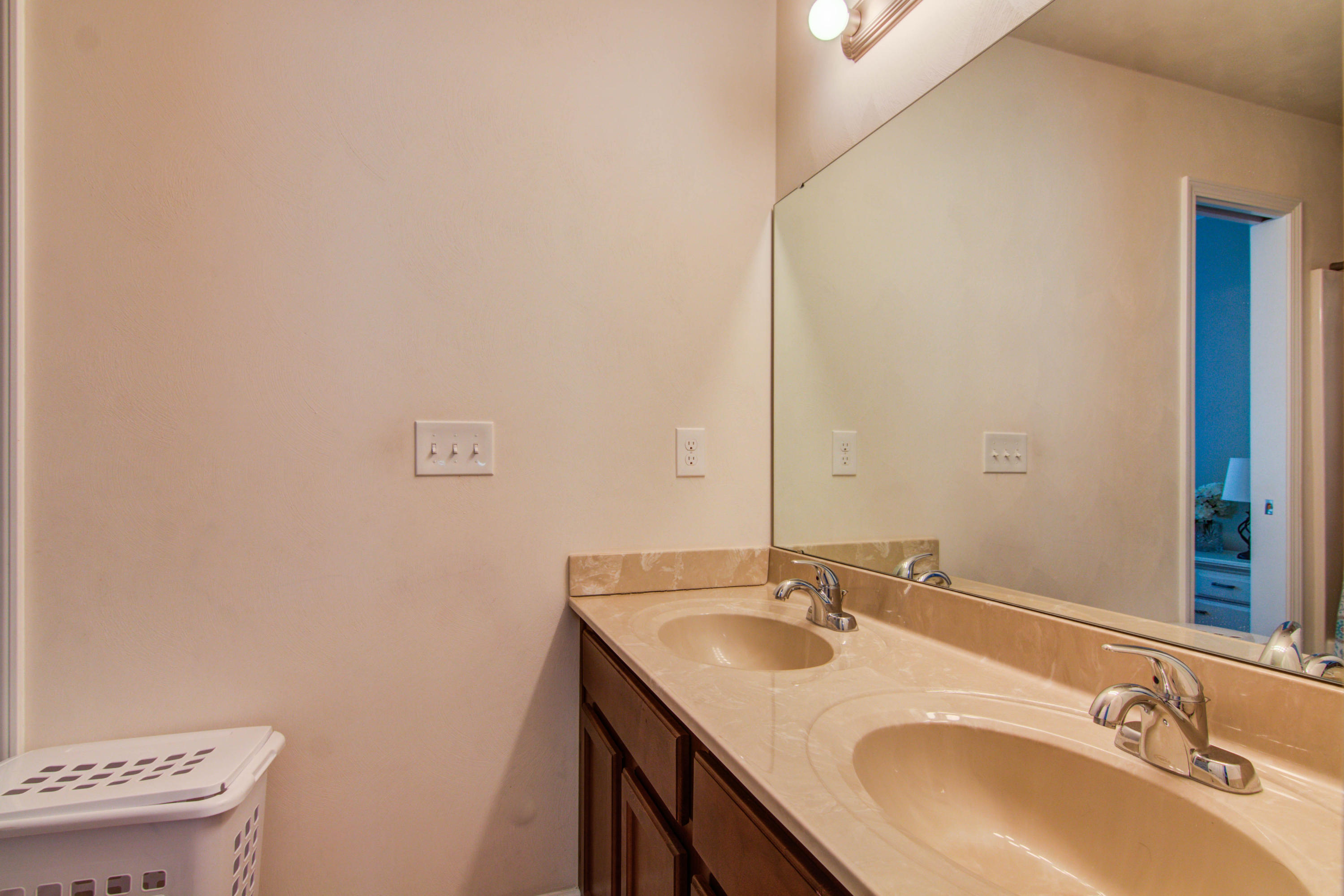 1049 Longview Road Roanoke, VA 24018 - Photo 24 of 27 IMG_3118_19_20_21_22