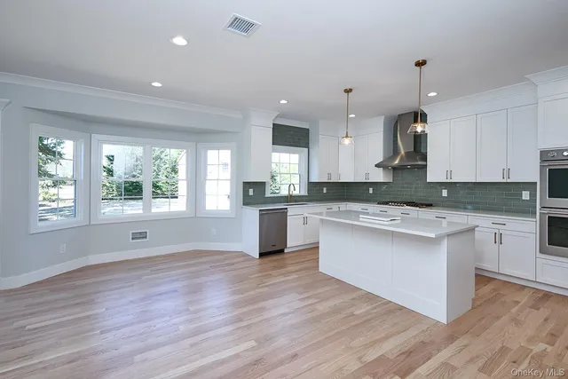 $1,650,000 | 1480 Adam Place, Wantagh, NY 11793