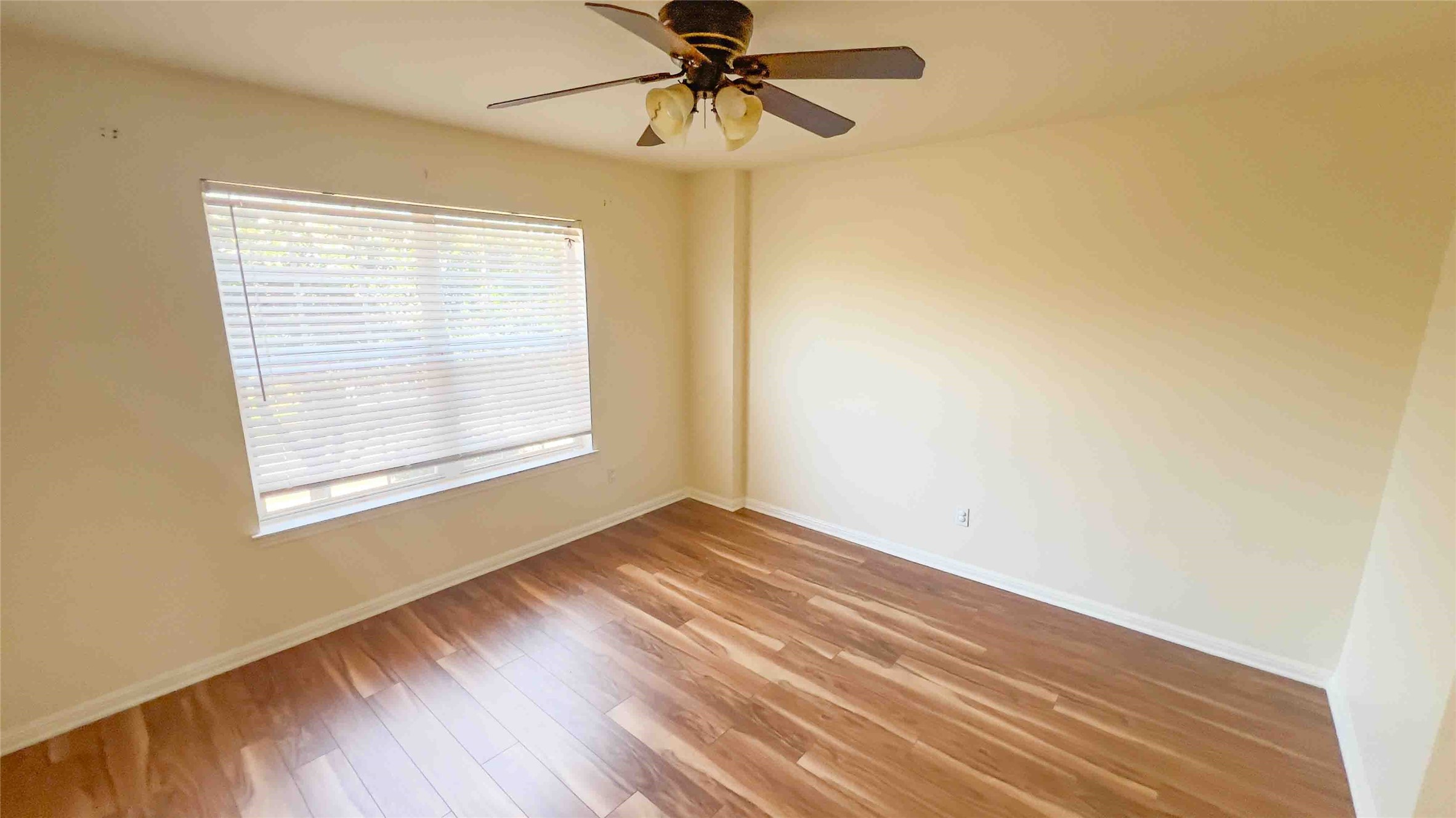 709 Rusk Road Round Rock, TX 78665 - Photo 19 of 29 Bedroom 3 Upstairs