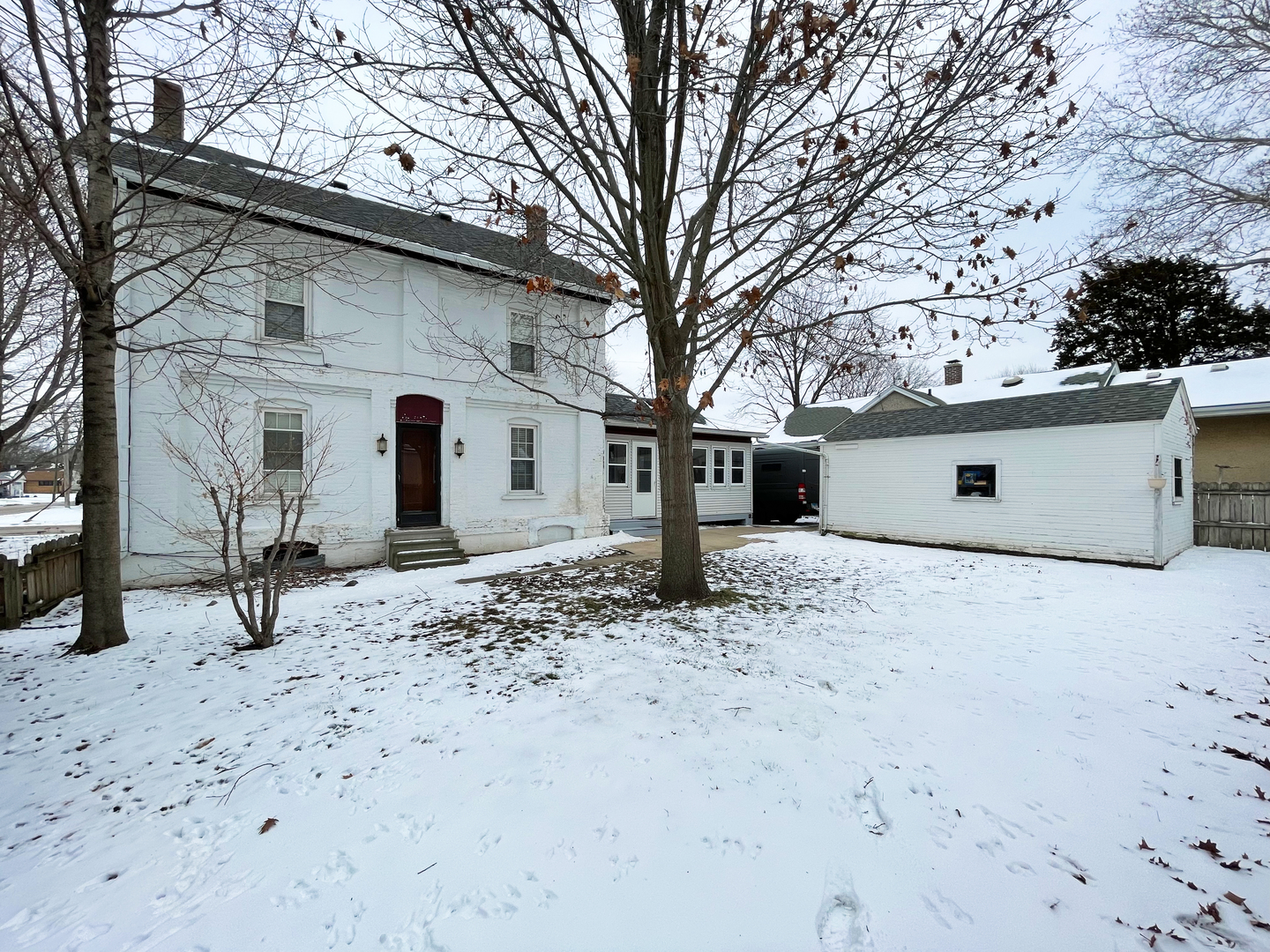 2128 10th Street Peru, IL 61354 - Photo 2 of 10