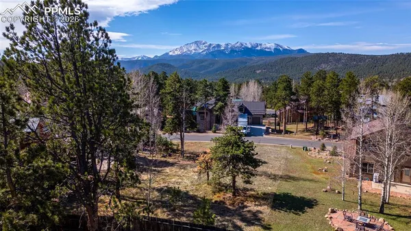 a view of outdoor space with mountain view