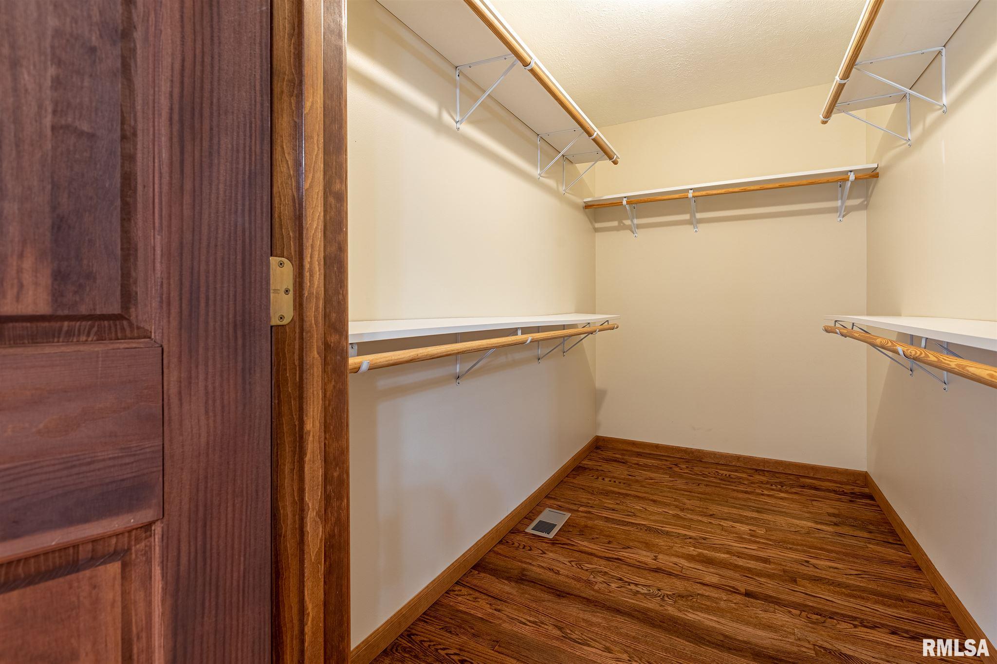 5247 Saline River Road Marion, IL 62959 - Photo 21 of 44 Gallery Image 21