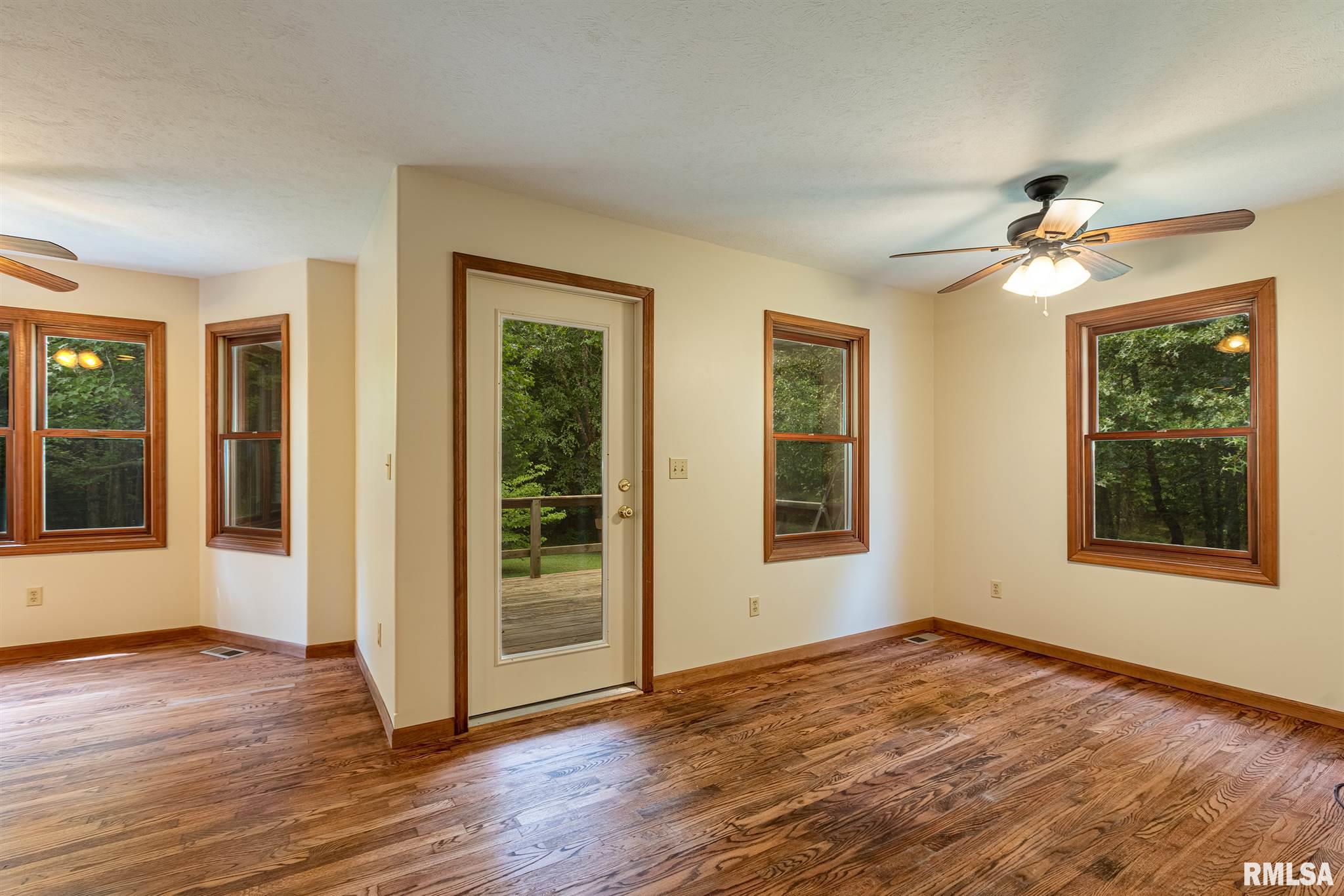 5247 Saline River Road Marion, IL 62959 - Photo 9 of 44 Gallery Image 9
