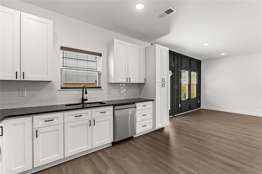 402 Simpson Road Anderson, SC 29621 - Photo 12 of 37