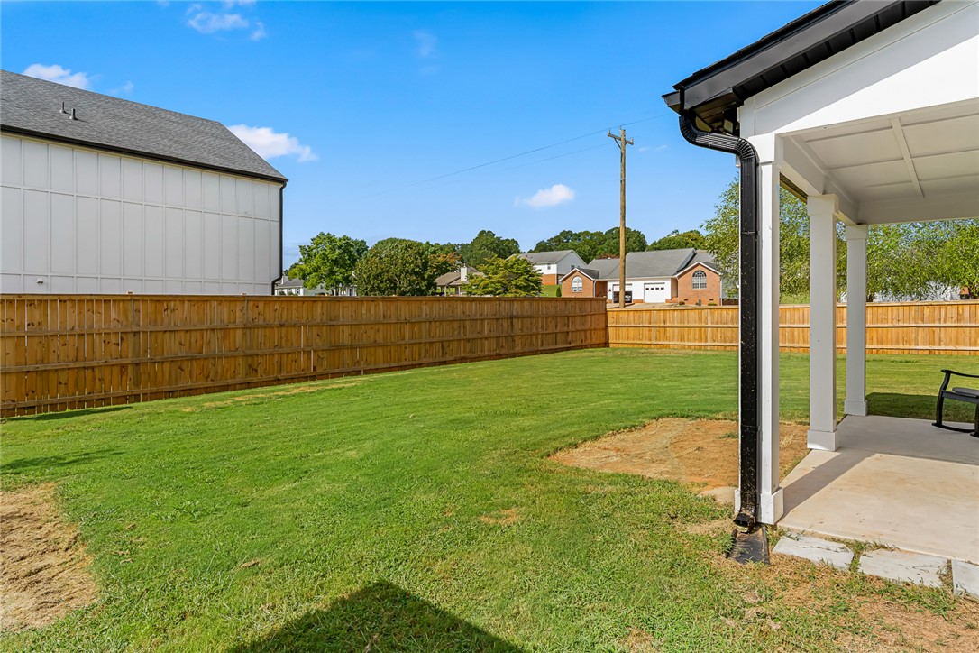 402 Simpson Road Anderson, SC 29621 - Photo 34 of 37