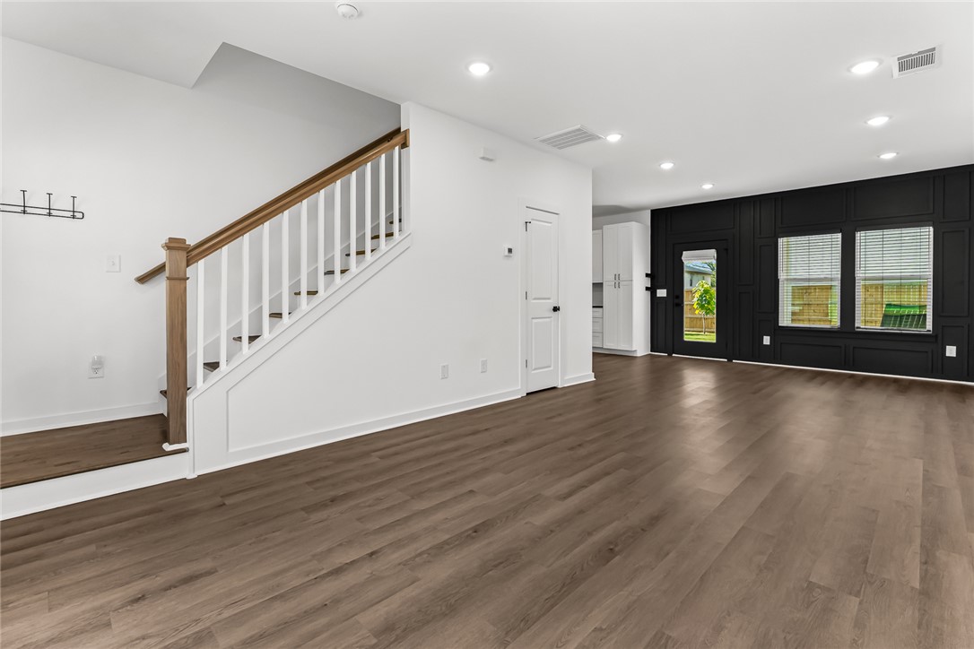 402 Simpson Road Anderson, SC 29621 - Photo 4 of 37