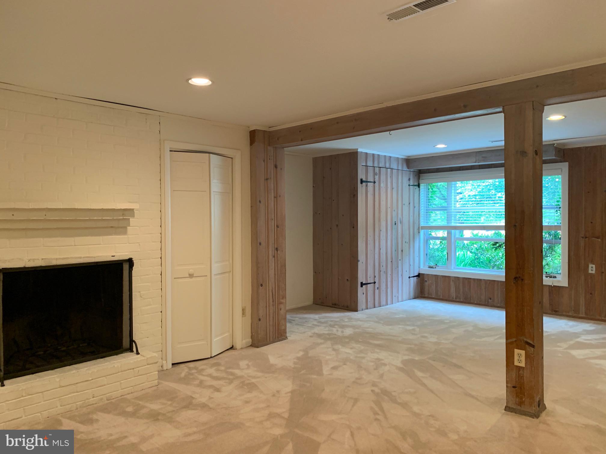 1809 Barbee Street McLean, VA 22101 - Photo 16 of 21 Spacious Family Room