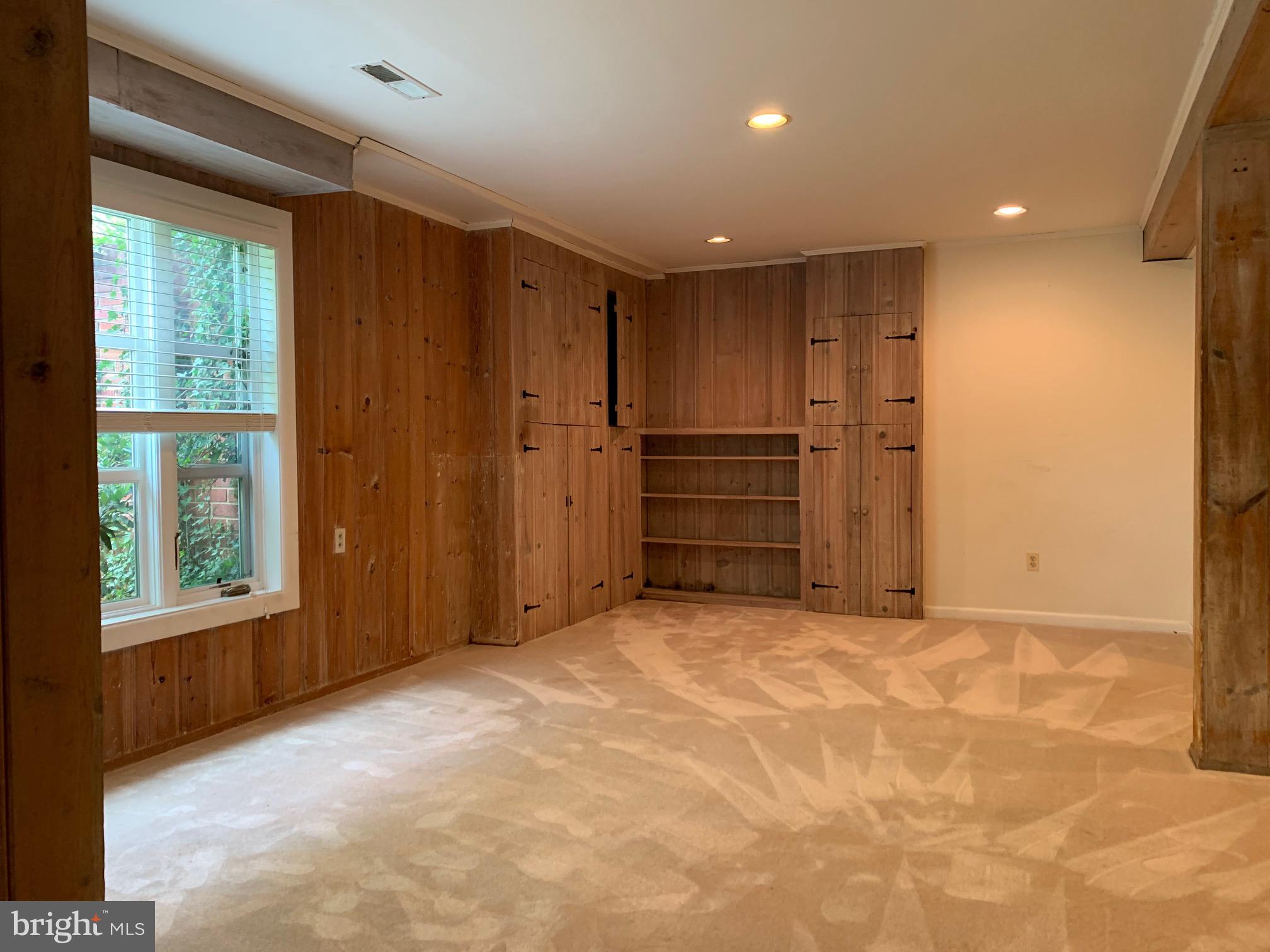 1809 Barbee Street McLean, VA 22101 - Photo 17 of 21 Family Room W/Lots of Built-in Shelves