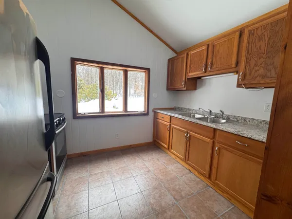 $359,000 | 64 Hillside Road, Warren, VT 05674