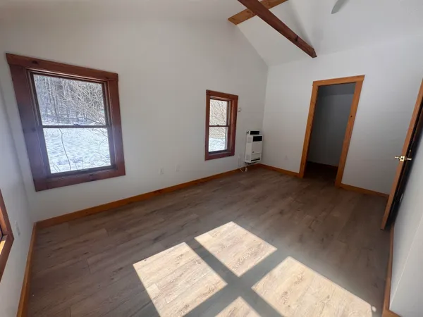 $359,000 | 64 Hillside Road, Warren, VT 05674