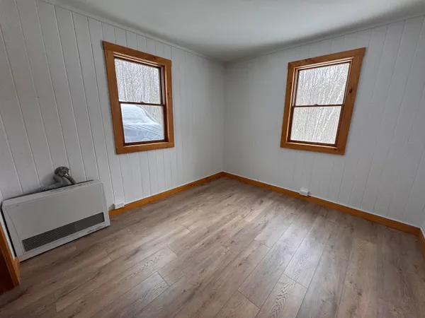 $359,000 | 64 Hillside Road, Warren, VT 05674