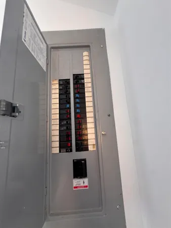 $359,000 | 64 Hillside Road, Warren, VT 05674