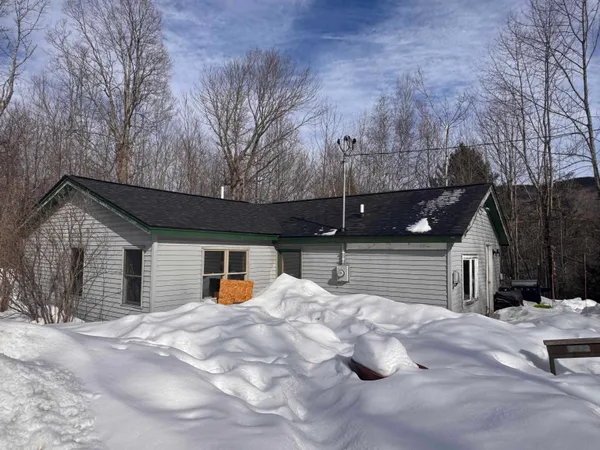 $359,000 | 64 Hillside Road, Warren, VT 05674