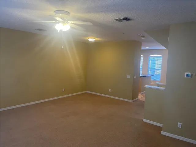 $3,000 | 3002 Pointeview Drive, Tampa, FL 33611