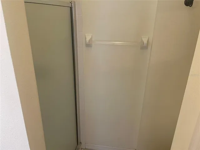 $3,000 | 3002 Pointeview Drive, Tampa, FL 33611