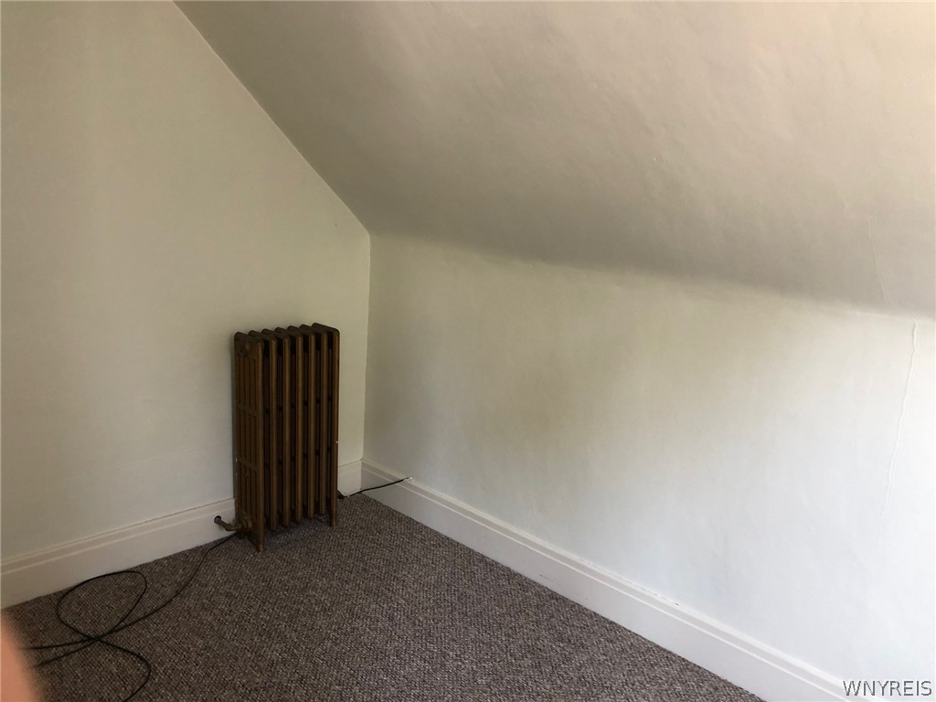 271 Bennett Road Cheektowaga, NY 14227 - Photo 10 of 27 UPPER BEDROOM WITH CARPETING
