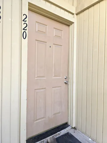 $143,995 | 3939 Madison Avenue, Unit 220, North Highlands, CA 95660